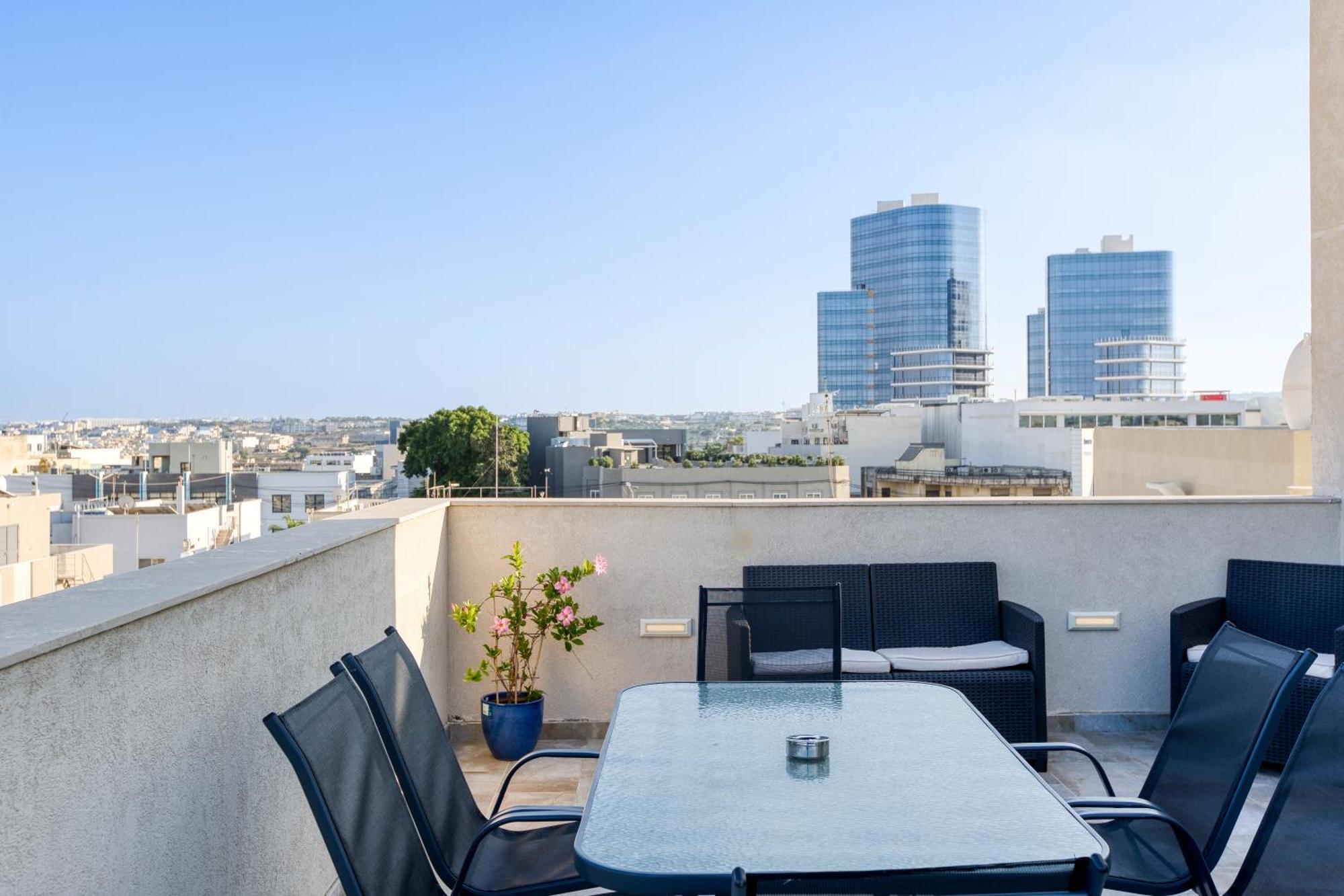 Annitchka Mansions - Penthouse In Central Malta Birkirkara Exterior photo
