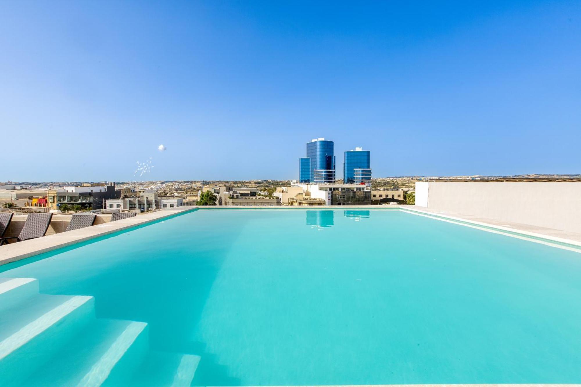 Annitchka Mansions - Penthouse In Central Malta Birkirkara Exterior photo