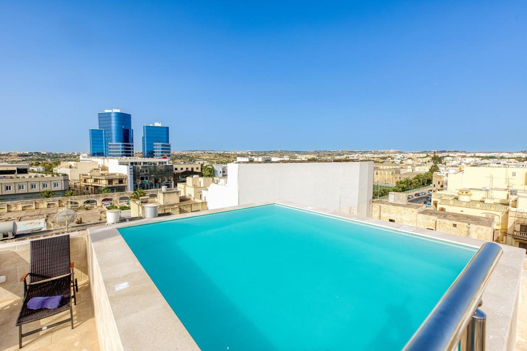 Annitchka Mansions - Penthouse In Central Malta Birkirkara Exterior photo